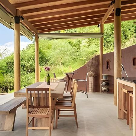 Chales Suites Gorjeios Da Mantiqueira São Bento do Sapucaí Eksteriør bilde